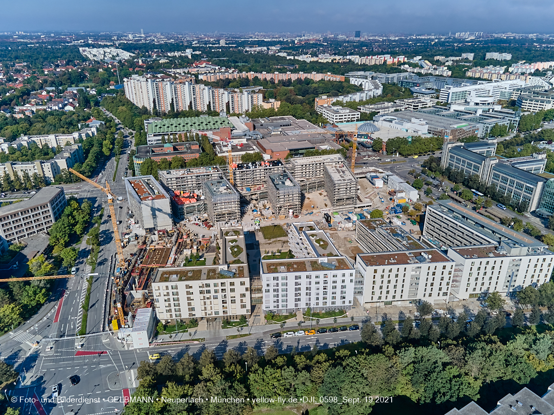 19.09.2021 - Perlach Plaza und Umgebung in Neuperlach 